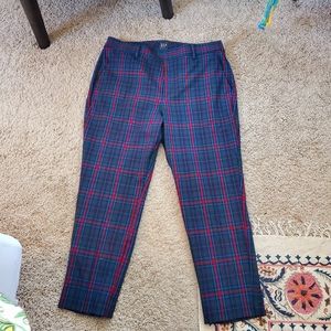 Gap Slim Ankle High Rise Pant in Plaid